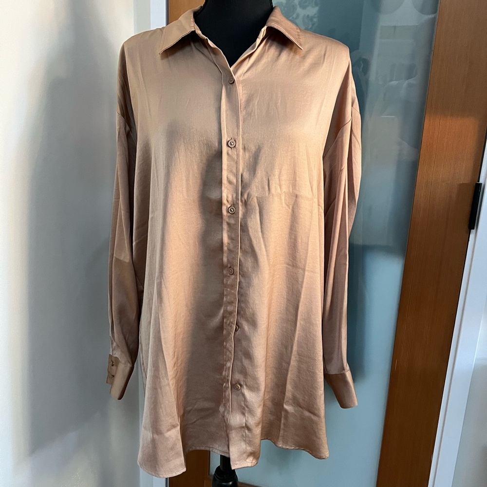 Banana Republic Beige Shirt